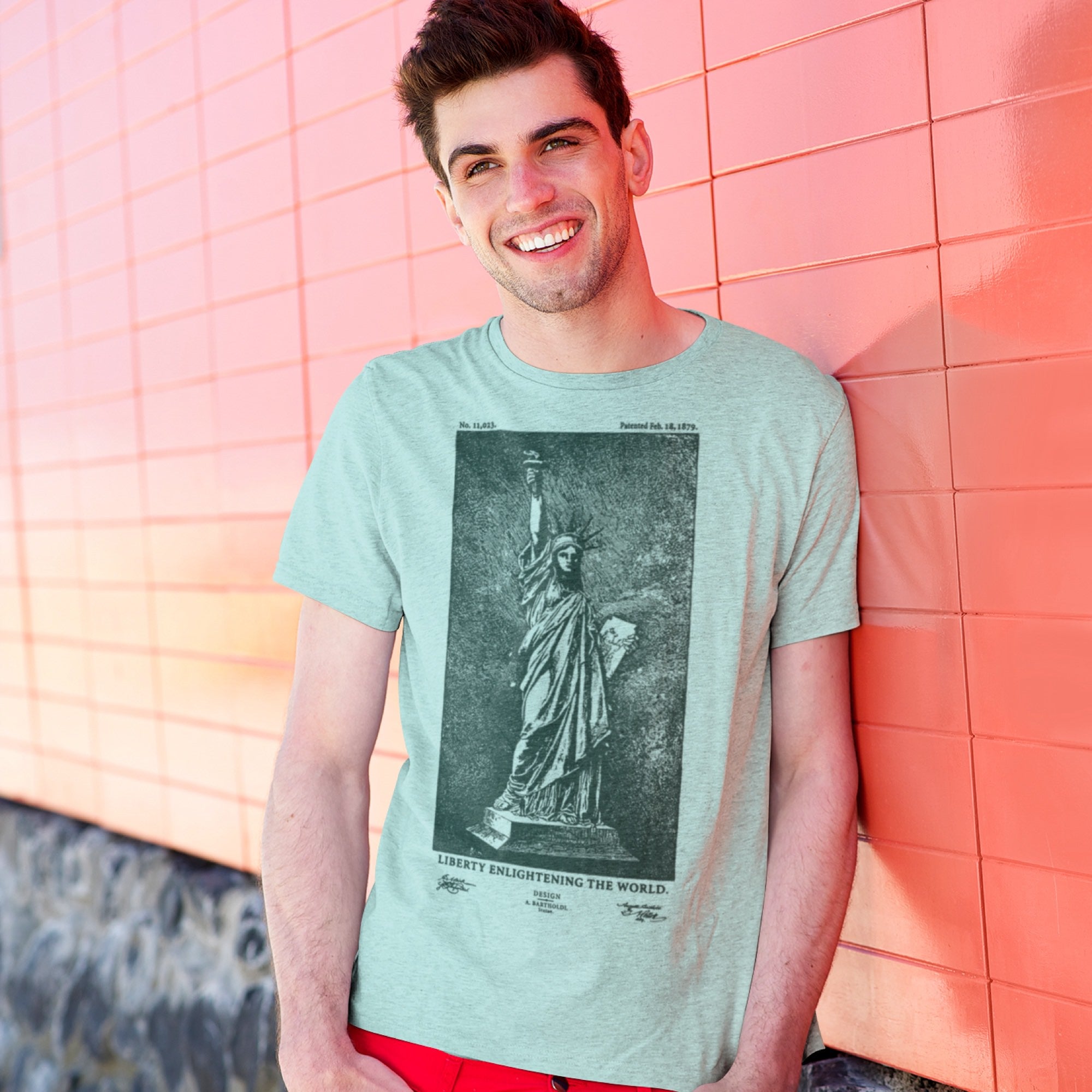 Statue Of Liberty Patent Men's T-Shirt in Heather Mint